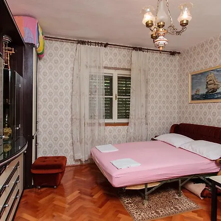 Komarac Apartment